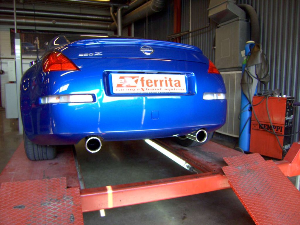 Nissan 350 Z showroom ferrita sweden