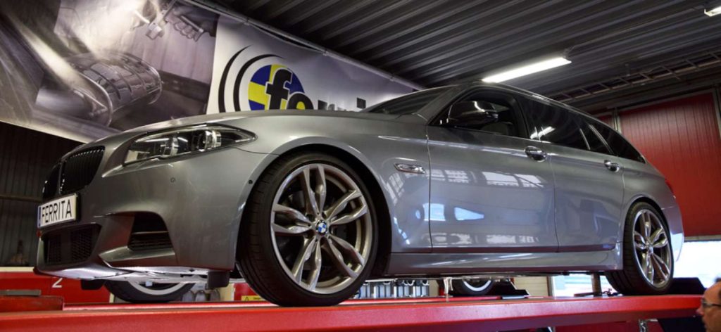 BMW 5-serie showroom ferrita sweden