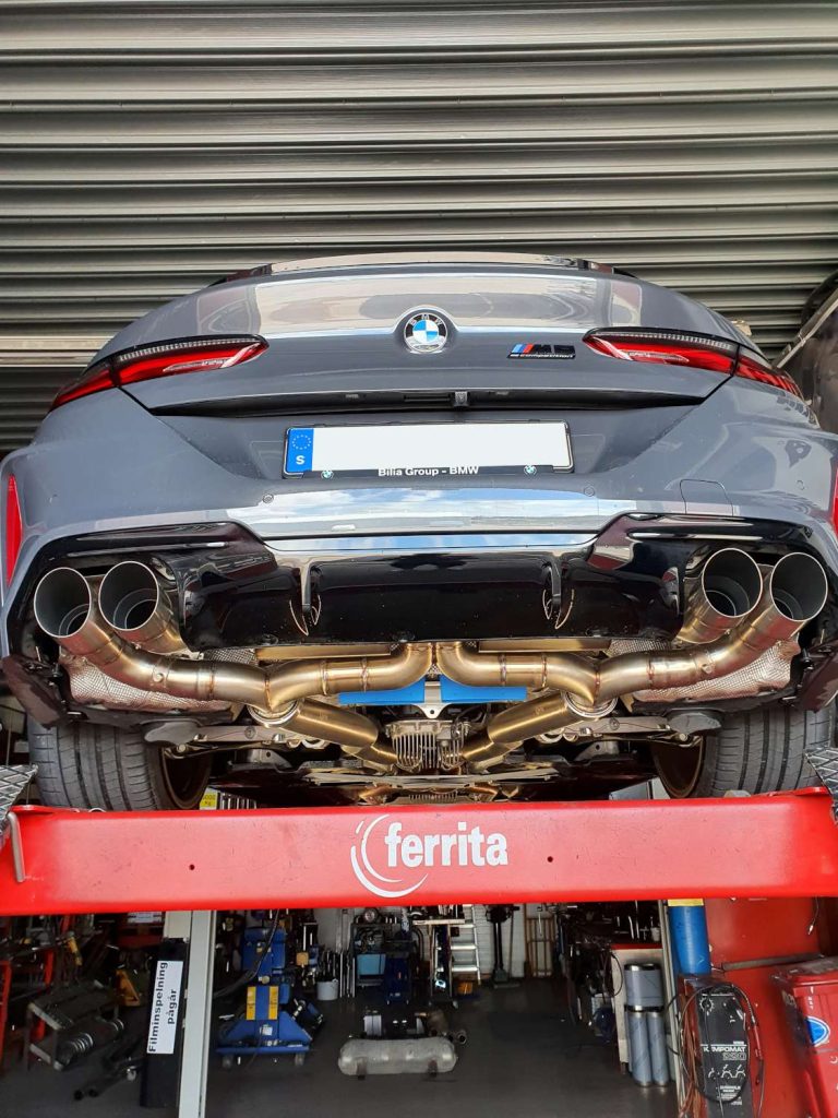 BMW 8-serie showroom ferrita sweden