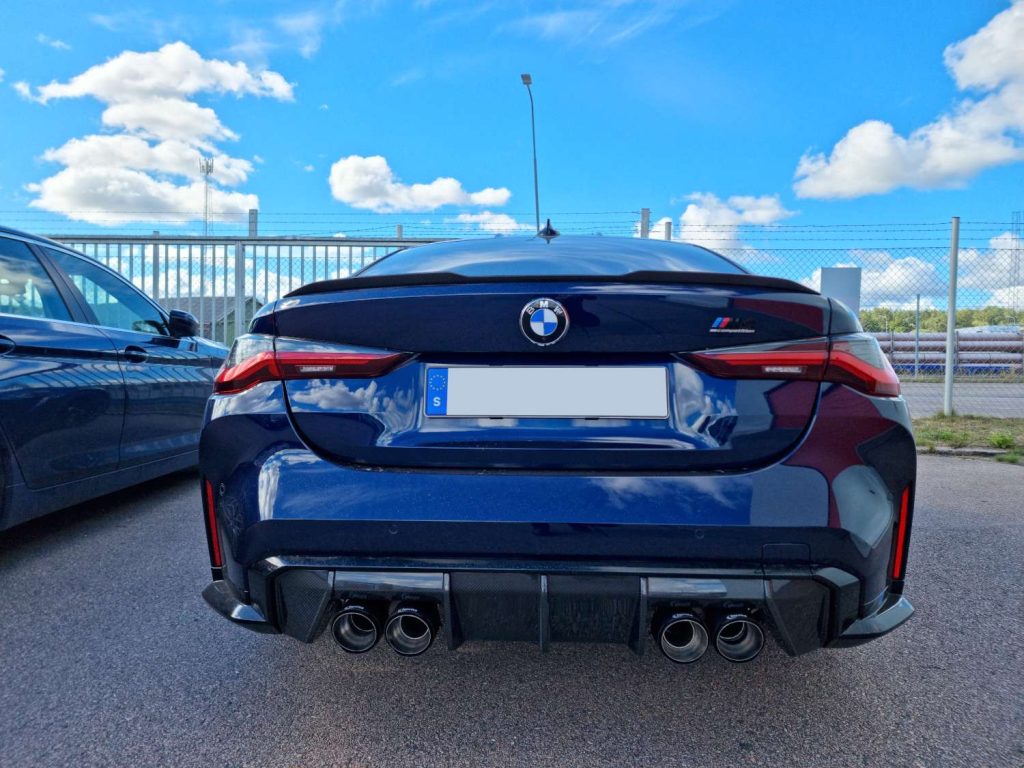 BMW M4 showroom ferrita sweden