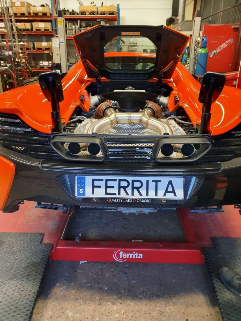McLaren 570 showroom ferrita sweden